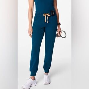 EUC Figs "Uman" relaxed scrub joggers in Deep Reef (PETITE) - S